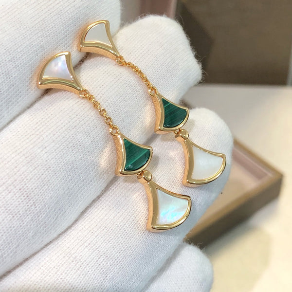 <CHIBA>DREAM EARRINGS 3 MOTIFS MALACHITE MOP PINK GOLD