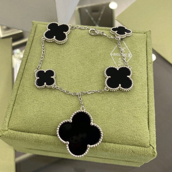 <CHIBA>CLOVER 5 MOTIFS ONYX BRACELET