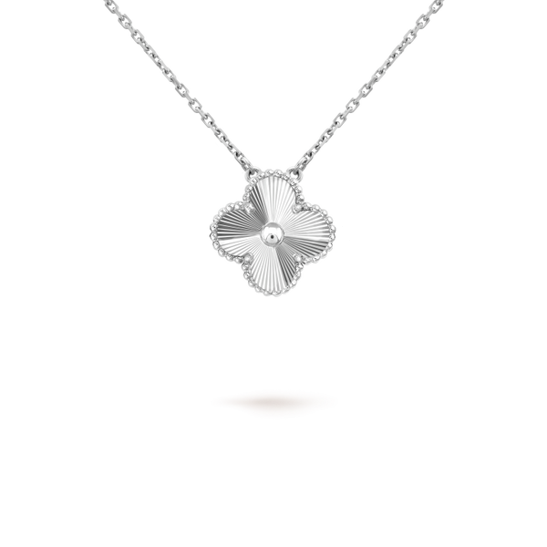 <CHIBA>CLOVER 15MM LASER NECKLACE SILVER